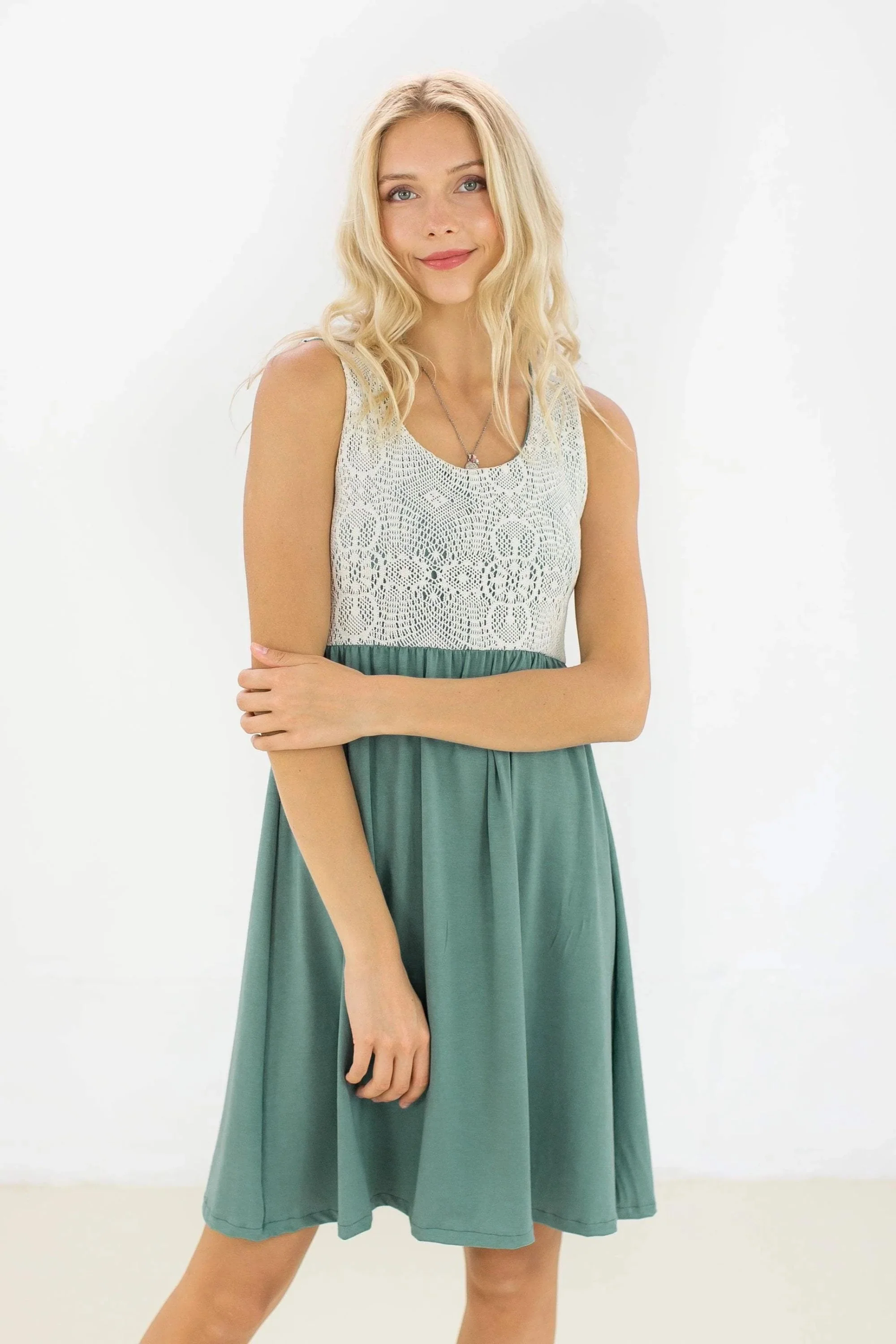 Midi Dress Maya Mint Lace - Image 4