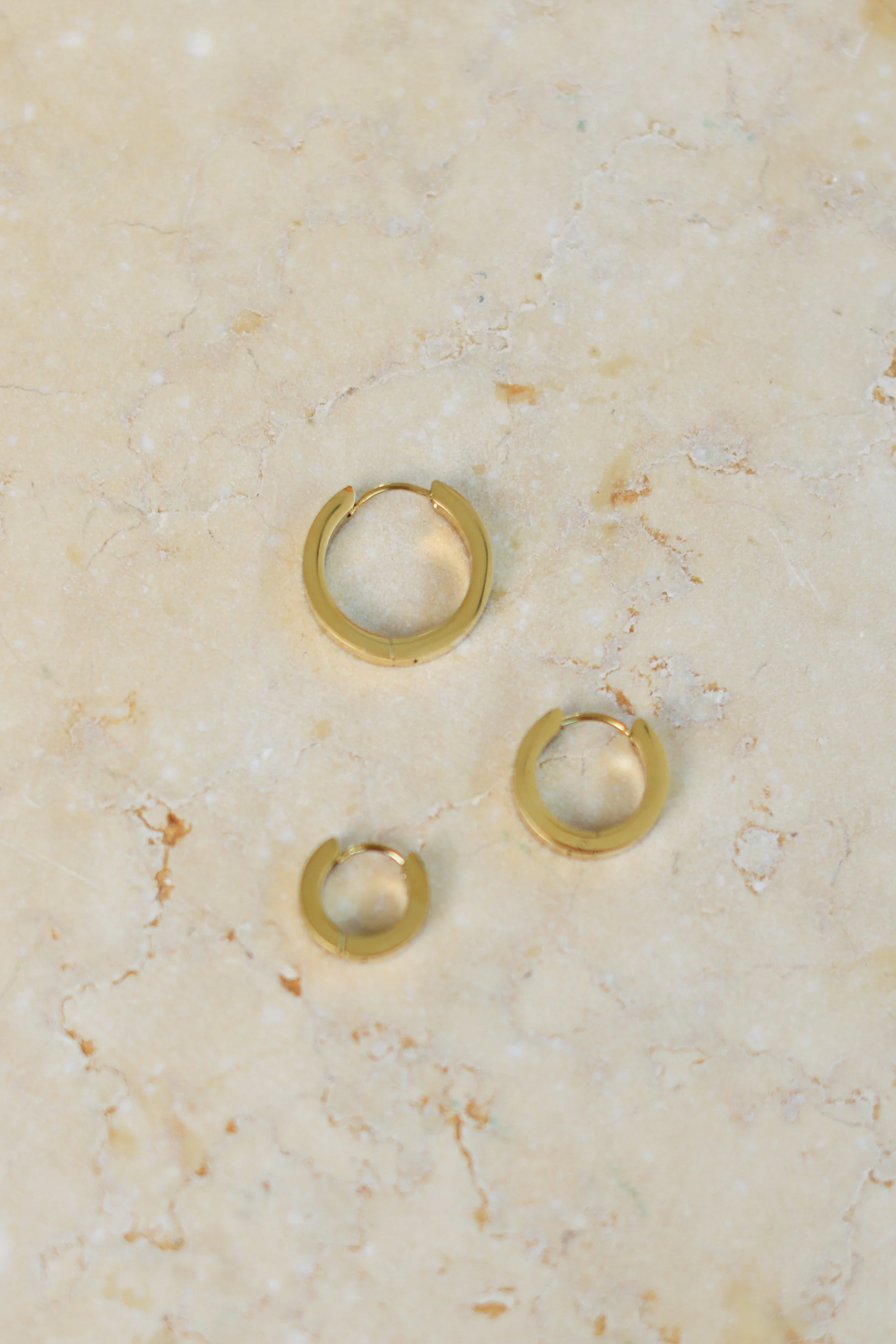 Earrings Hoops Family Gold - Image 3