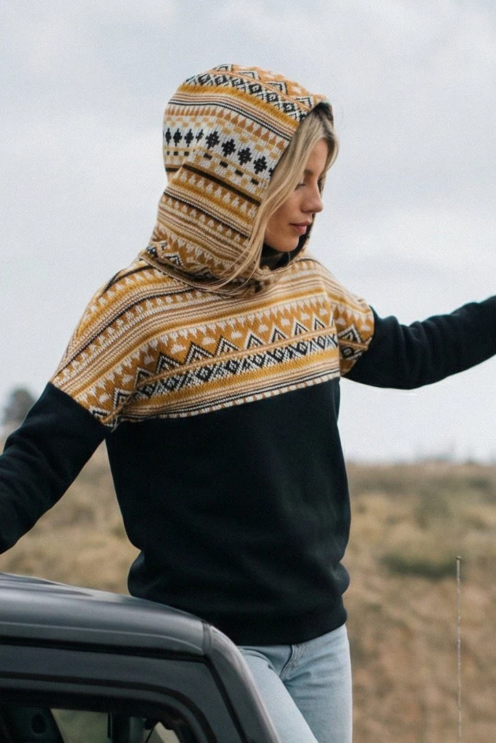 Hoodie to go black peruvian - Image 5