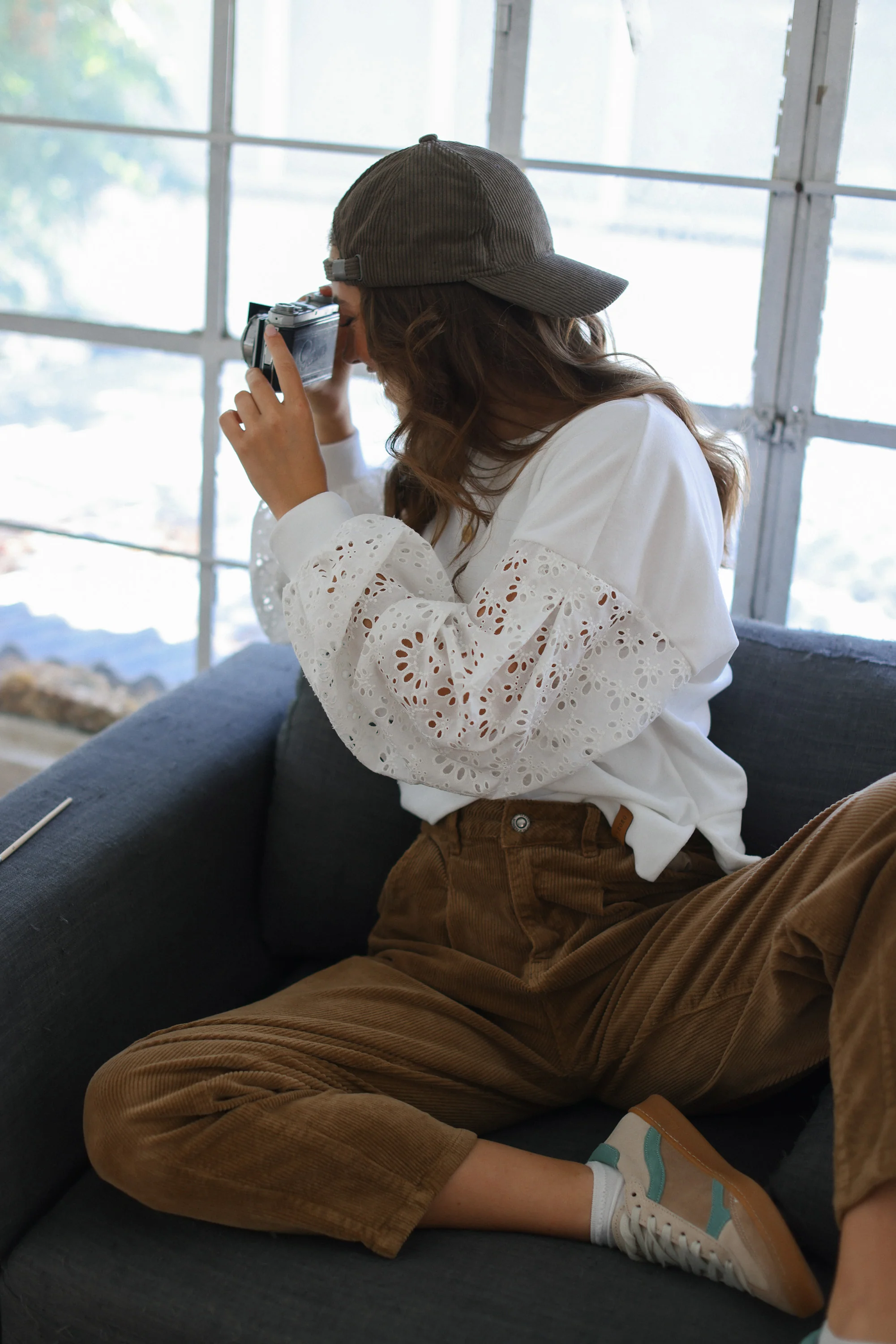 Sweater Caelia White Embroidered - Image 5