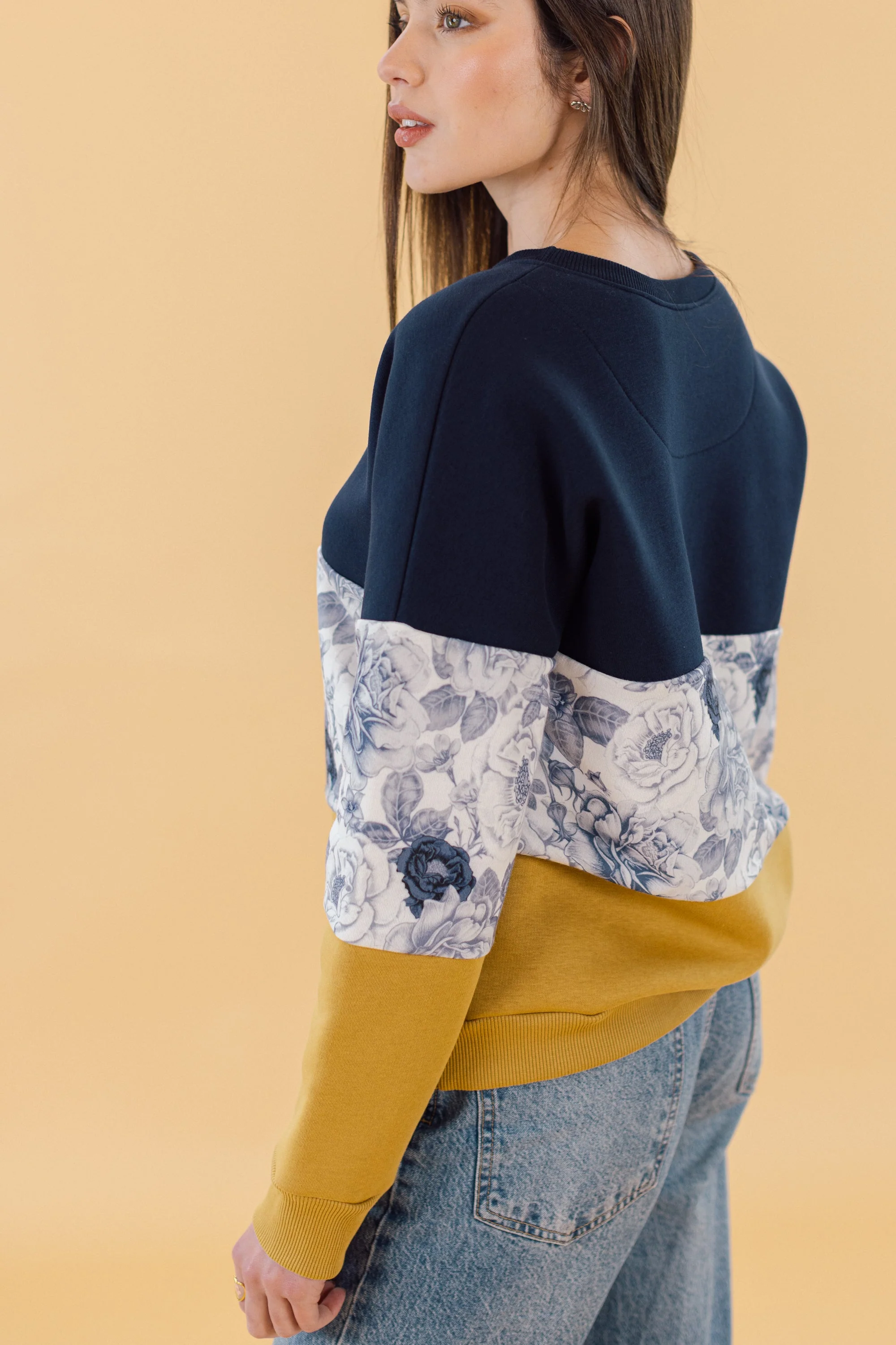 Sweater Μia Blue Floral - Image 3
