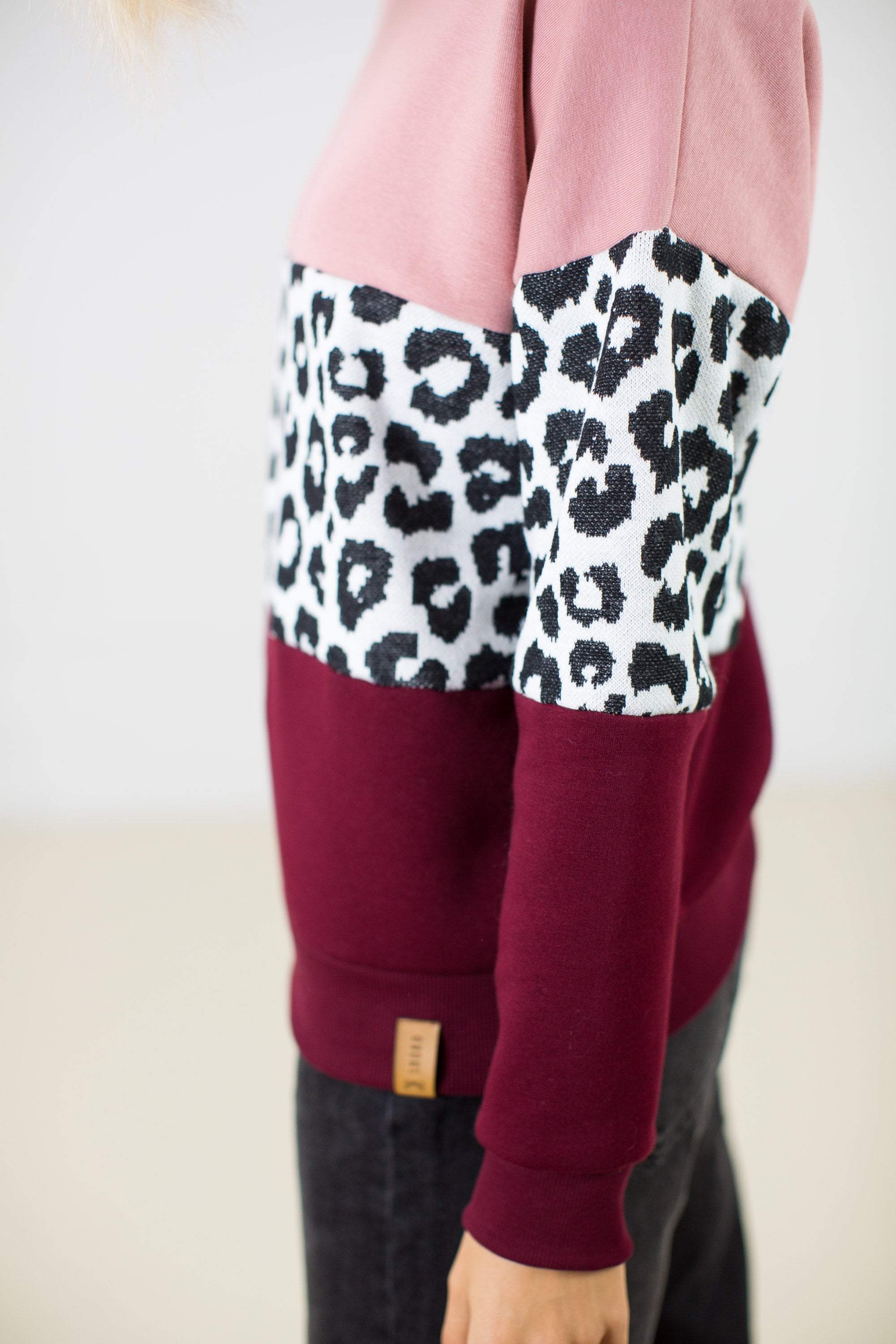 Sweater Mia Rose Leo Burgundy - Image 7