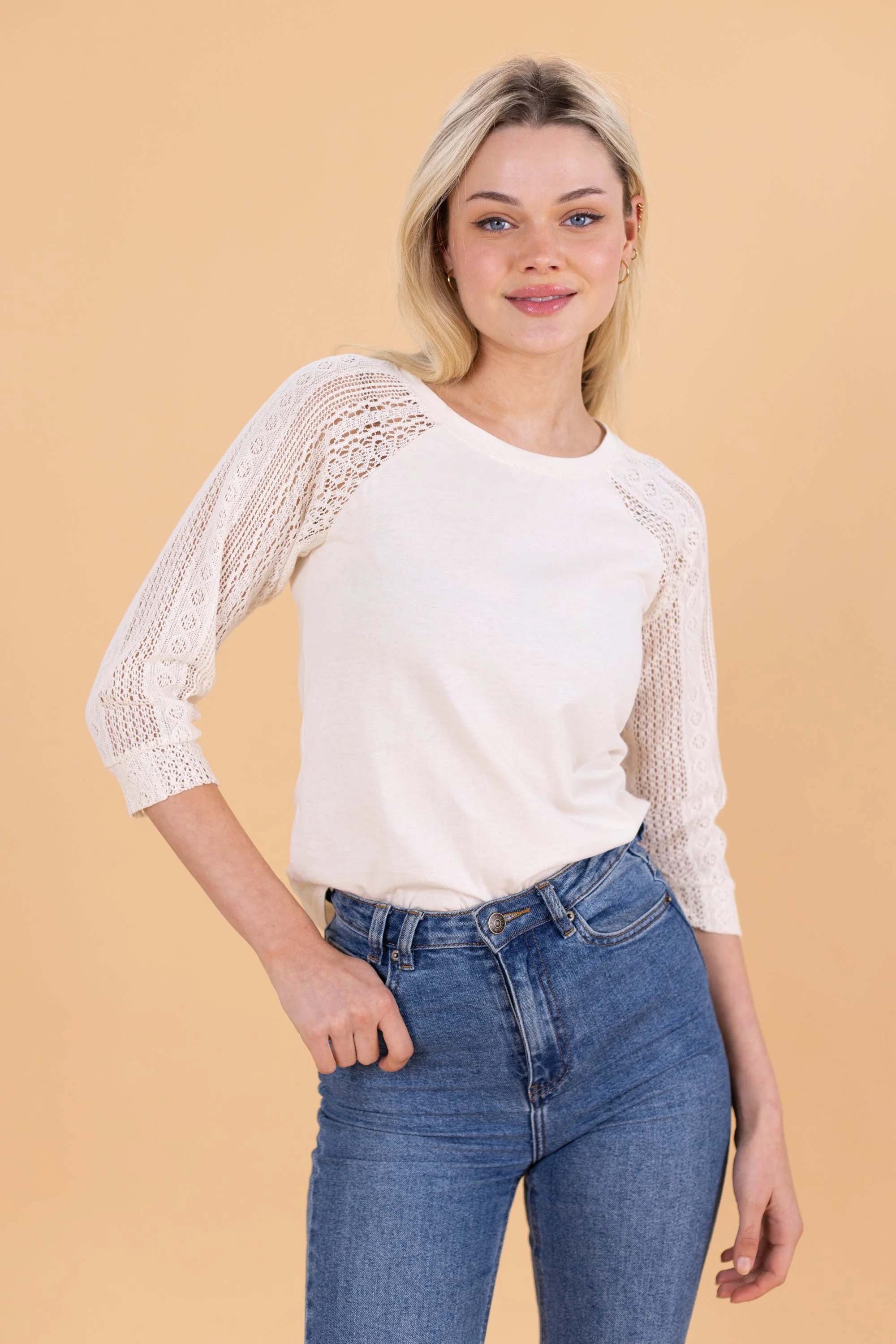 Top Eleven Creme - Image 6