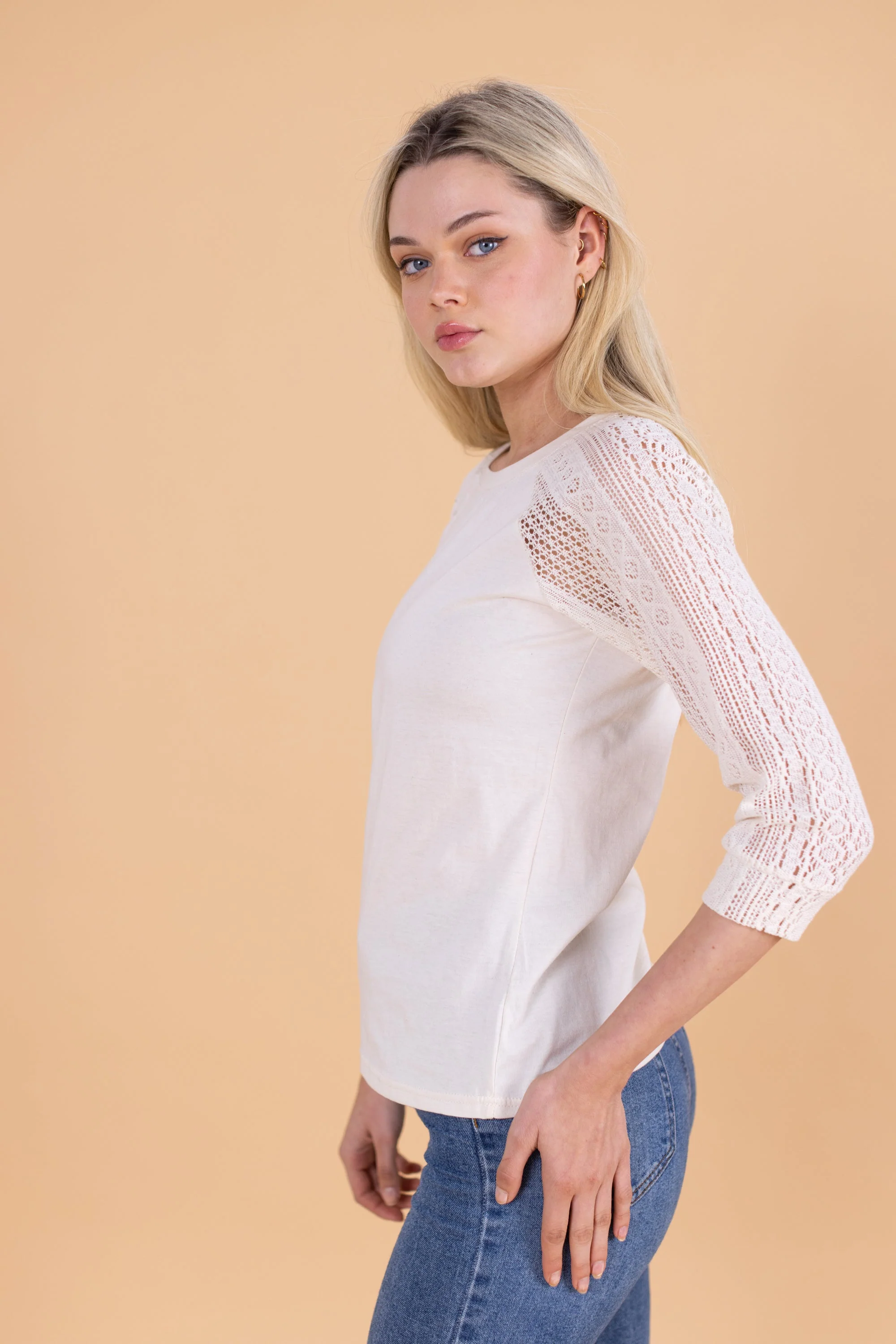 Top Eleven Creme - Image 9