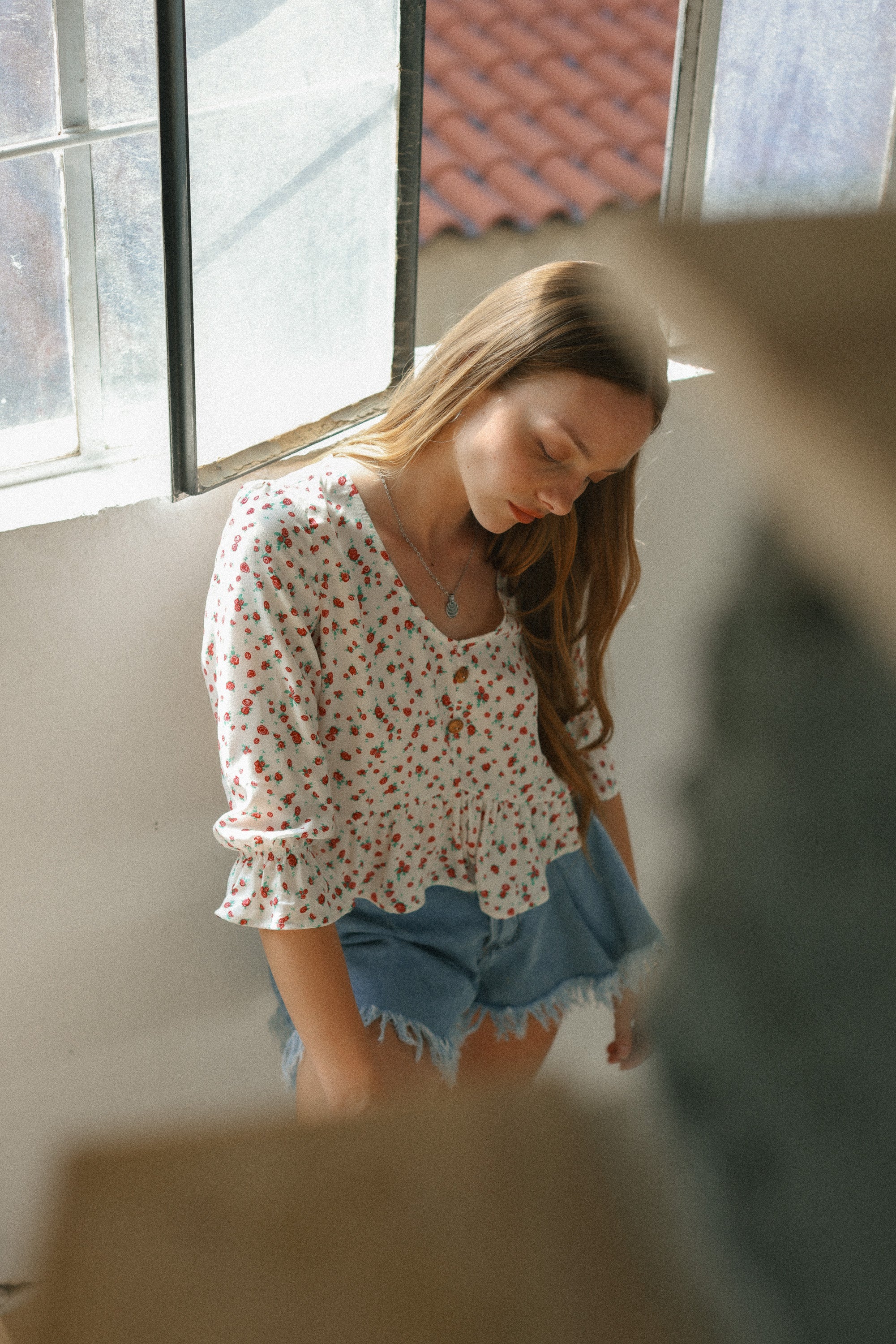 Top Olyra White Roses - Image 7